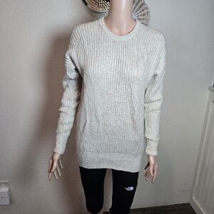 Abercrombie & Fitch Women's Light Gray Sweater
